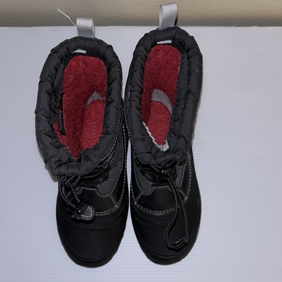 The North Face Alpenglow IV Waterproof Boots for Kids - Size 6 - Excellent cond. - Picture 8 of 8